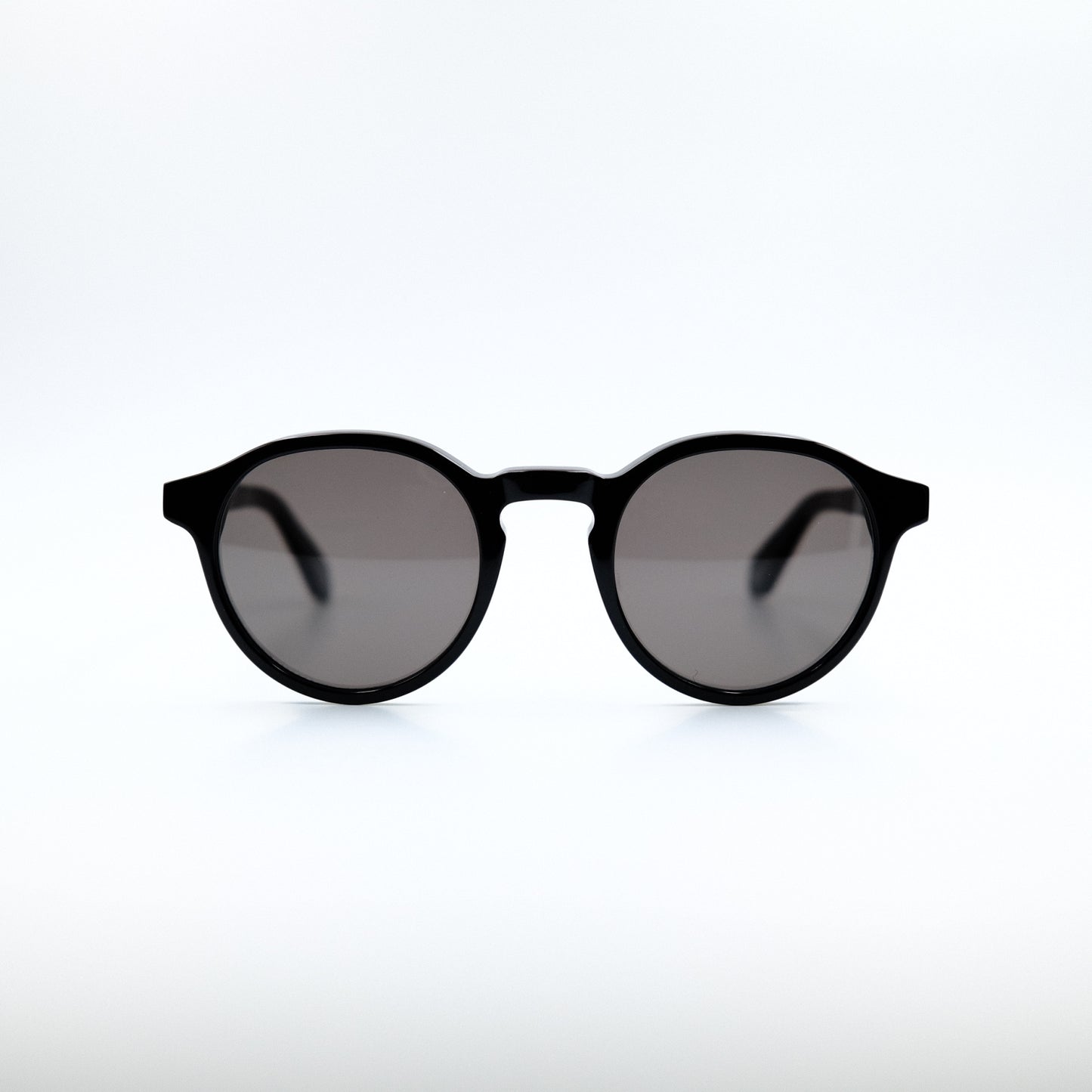 No.4 black