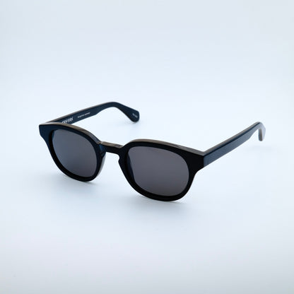 No.3 black