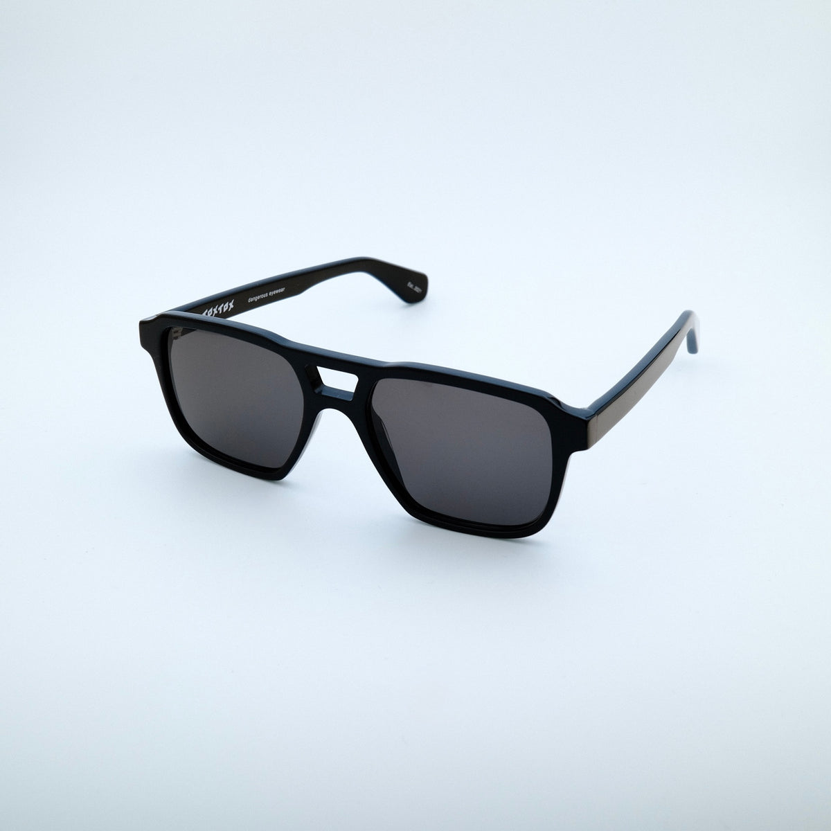 No.6 black