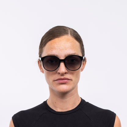 No.5 black
