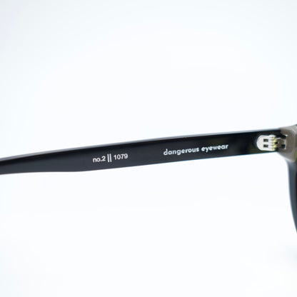 No.2 black